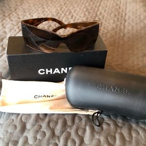 CHANEL Sunglasses (Model #6012), Tortoise